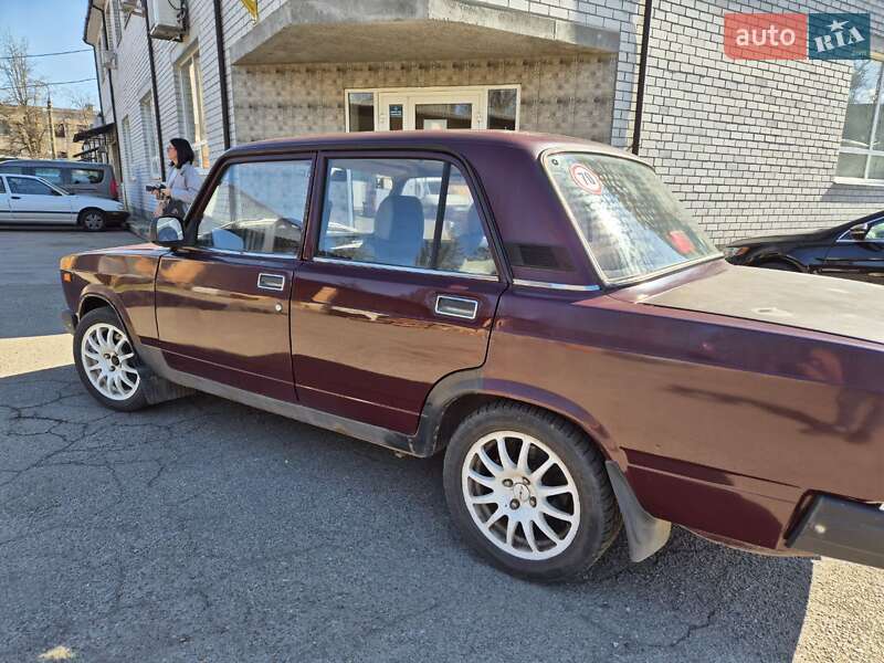 Седан ВАЗ / Lada 2107 2007 в Черкассах Седан ВАЗ / Lada 2107 2007 в Черкассах
