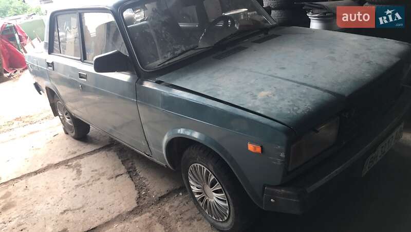Седан ВАЗ / Lada 2107 2004 в Николаеве Седан ВАЗ / Lada 2107 2004 в Николаеве