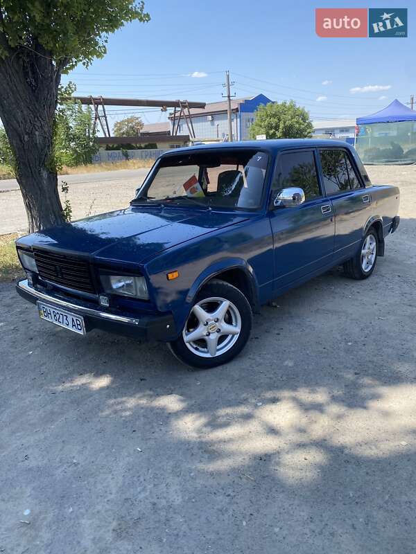 Седан ВАЗ / Lada 2107 2004 в Одесі