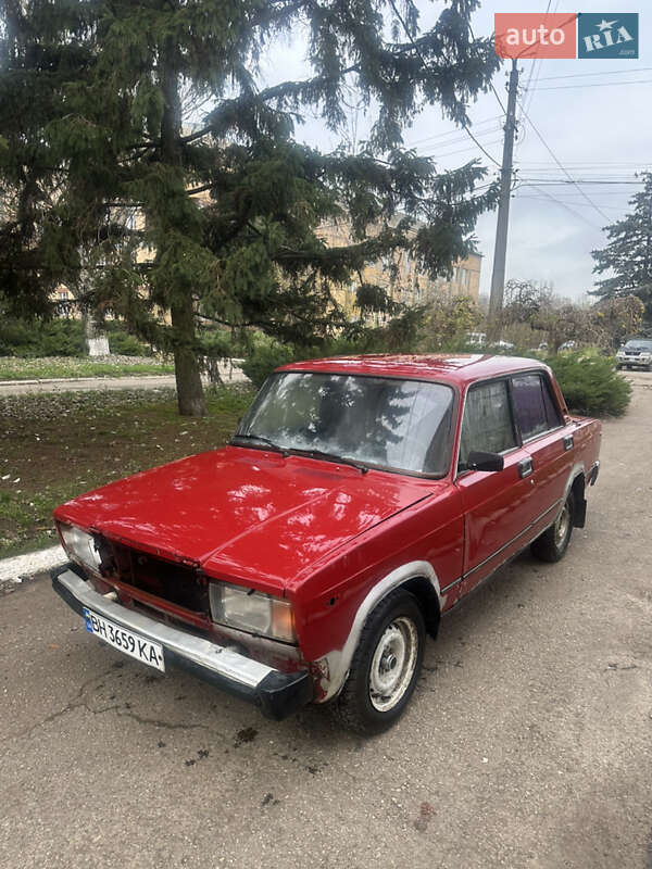 Седан ВАЗ / Lada 2107 1986 в Одессе