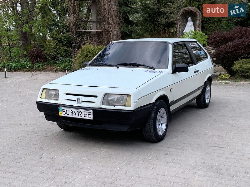 Хэтчбек ВАЗ / Lada 2108 1992 в Львове