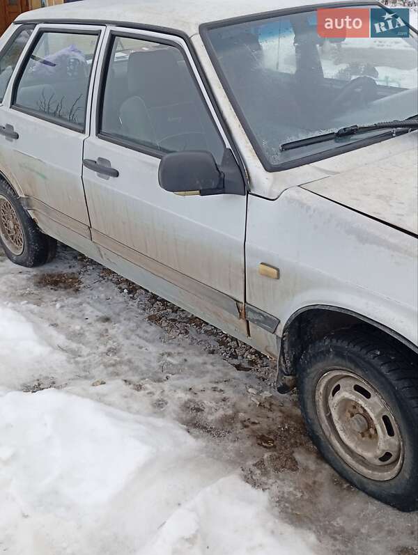 Седан ВАЗ / Lada 21099 2003 в Тернополе