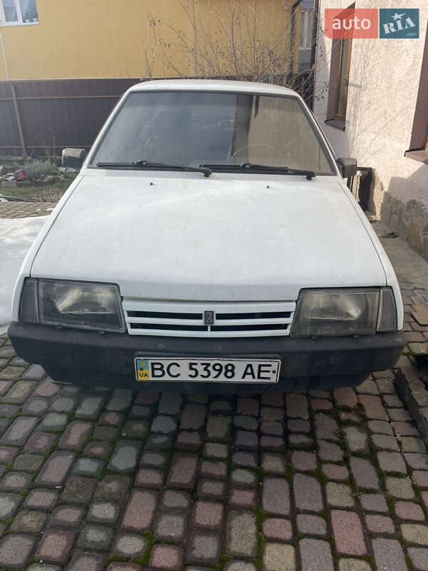 Седан ВАЗ / Lada 21099 2001 в Дрогобыче
