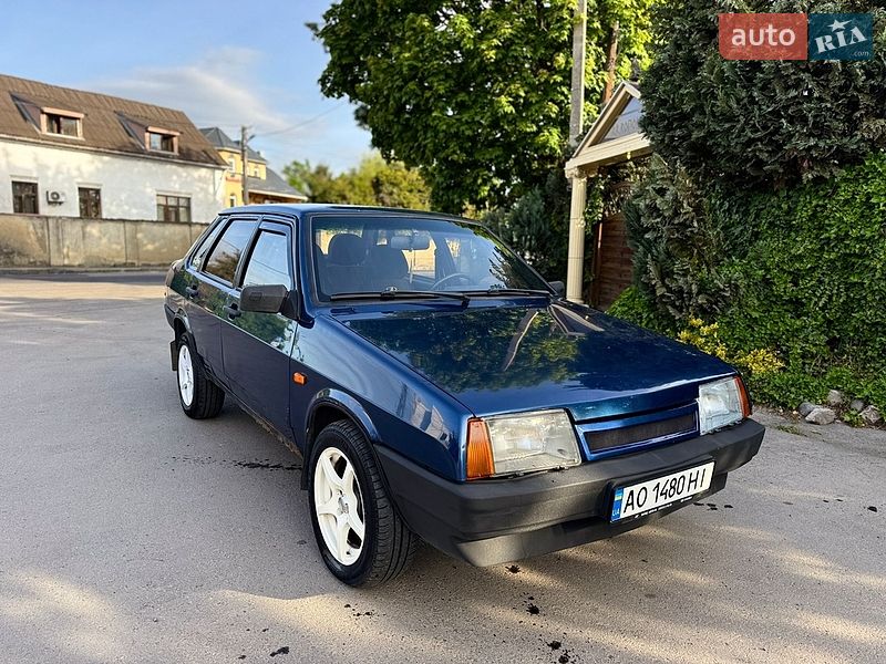 Седан ВАЗ / Lada 21099 2005 в Мукачевому