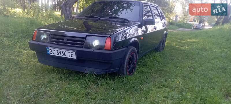 Хэтчбек ВАЗ / Lada 2109 1997 в Золочеве