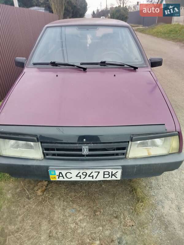 Хэтчбек ВАЗ / Lada 2109 1996 в Луцке Хэтчбек ВАЗ / Lada 2109 1996 в Луцке