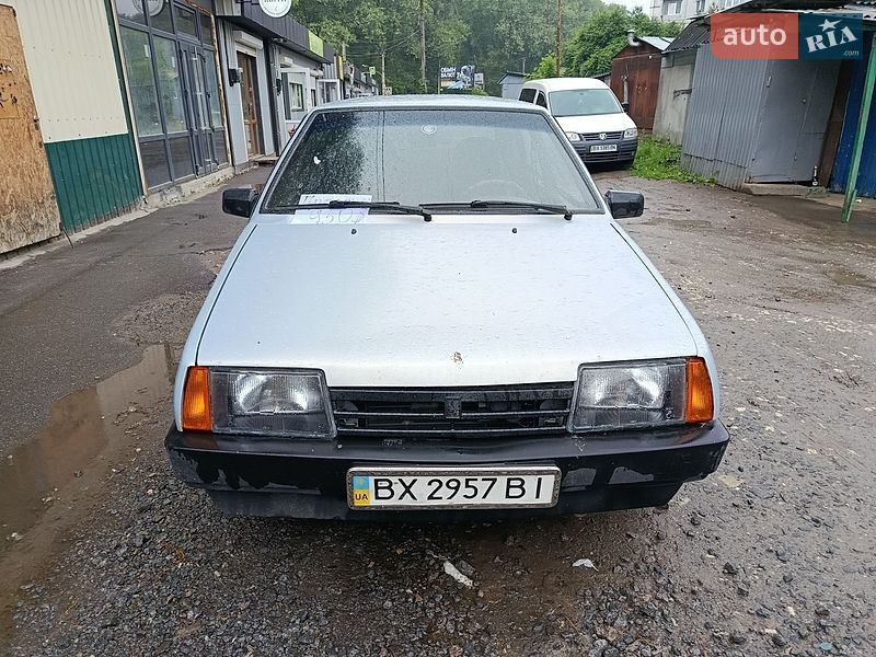 Хэтчбек ВАЗ / Lada 2109 2005 в Хмельницком
