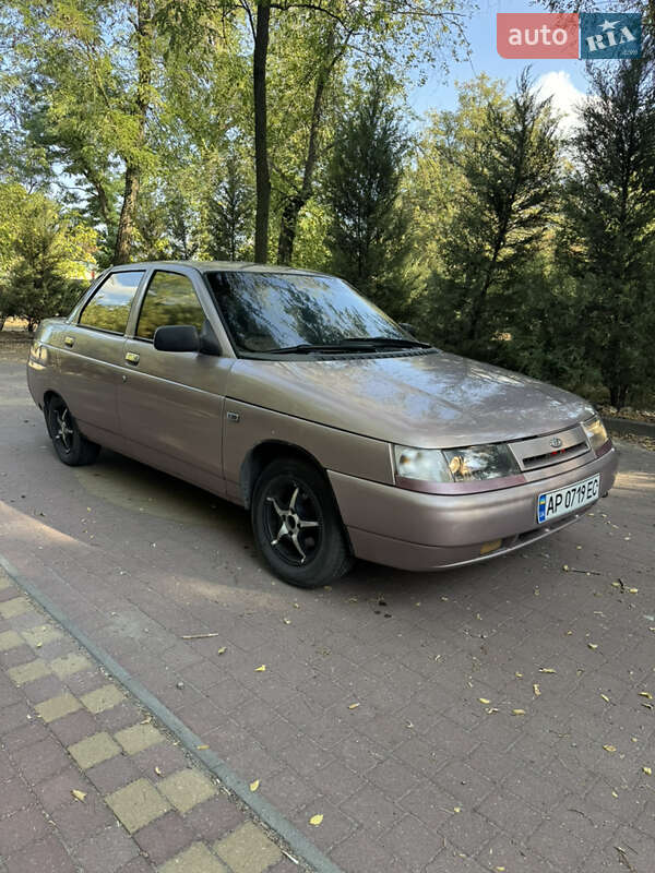Седан ВАЗ / Lada 2110 2000 в Запорожье