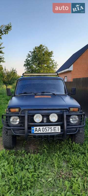 Внедорожник / Кроссовер ВАЗ / Lada 2121 Нива 1985 в Бородянке