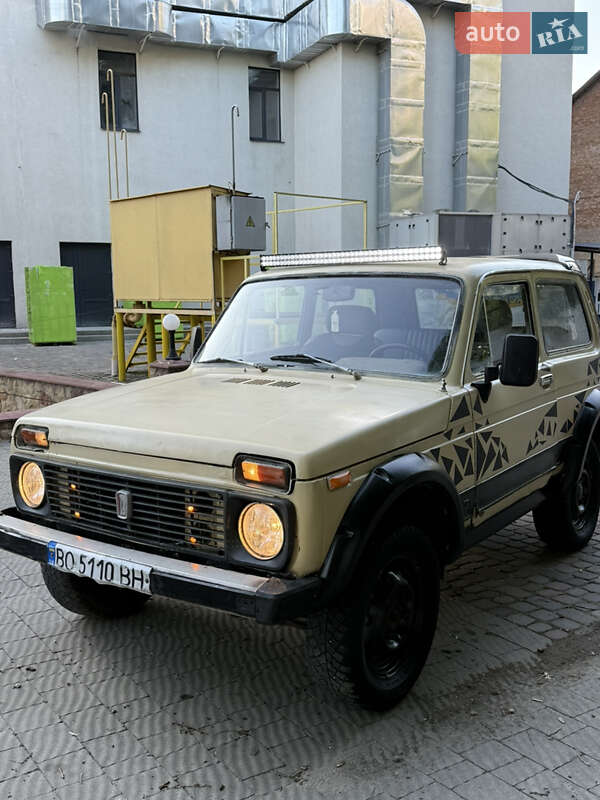 Позашляховик / Кросовер ВАЗ / Lada 2121 Нива 1981 в Тернополі