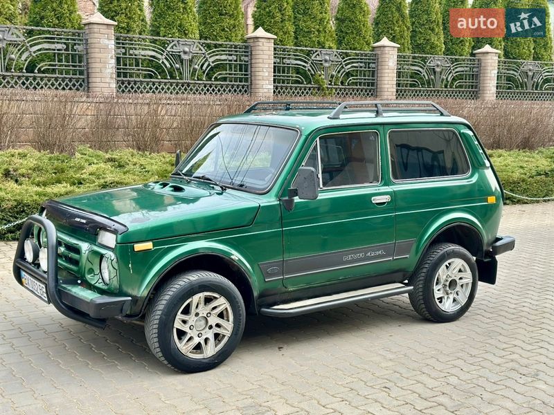 Внедорожник / Кроссовер ВАЗ / Lada 2121 Нива 1992 в Черновцах