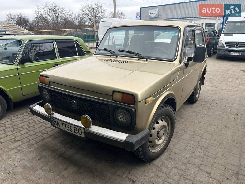 Внедорожник / Кроссовер ВАЗ / Lada 2121 Нива 1982 в Александрие