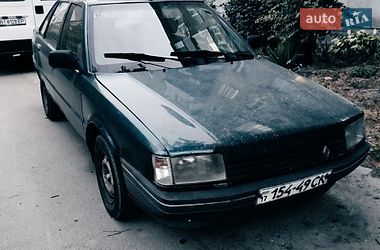 Седан Renault 21 1986 в Полтаві