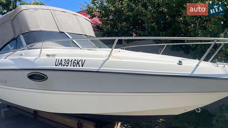 Катер Stingray 220 CS 2004 в Киеве