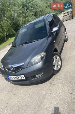 Хетчбек Mazda 2 2004 в Теофіполі