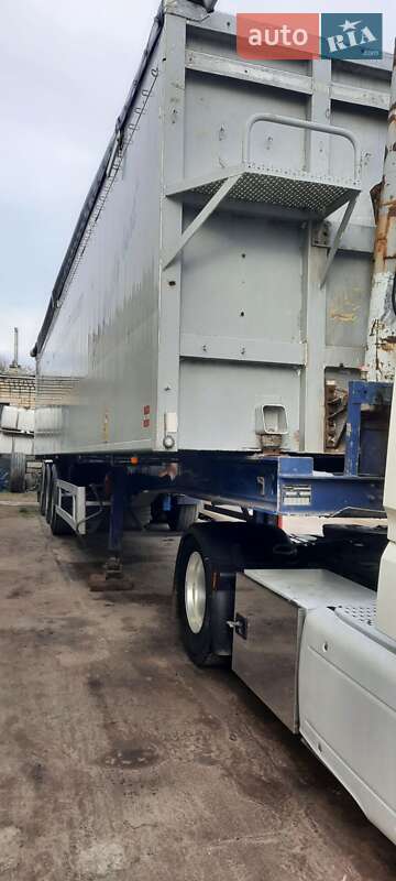 Зерновоз - напівпричіп Benalu 2S21 1989 в Золочеві