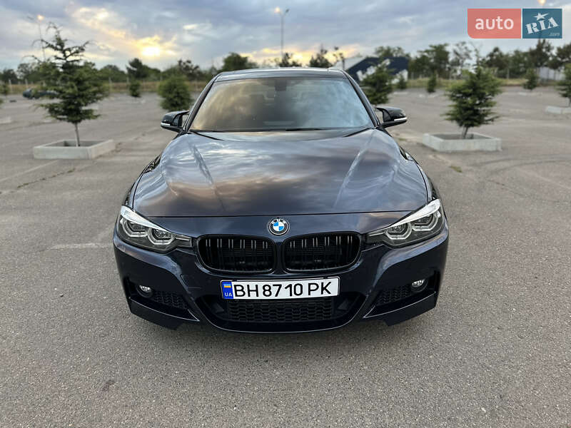 Седан BMW 3 Series 2015 в Одессе