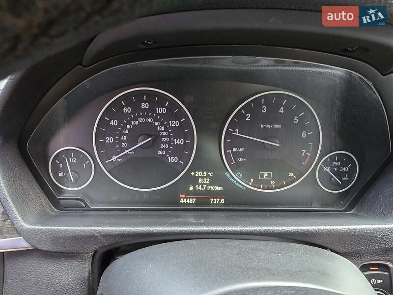 Седан BMW 3 Series 2016 в Кропивницком