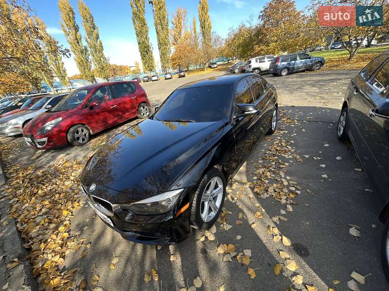 Седан BMW 3 Series 2015 в Южноукраинске