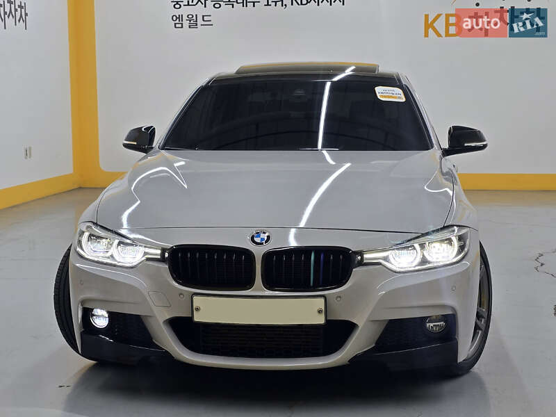 Седан BMW 3 Series 2017 в Одессе