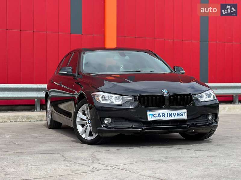 Седан BMW 3 Series 2013 в Киеве