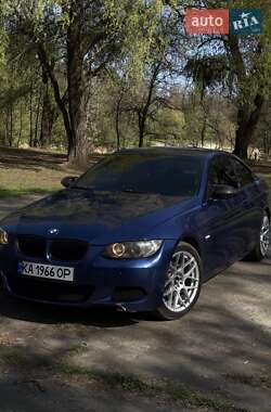 Купе BMW 3 Series 2006 в Печенегах
