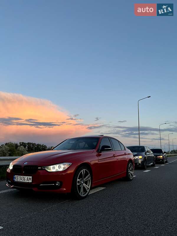 Седан BMW 3 Series 2015 в Каменском