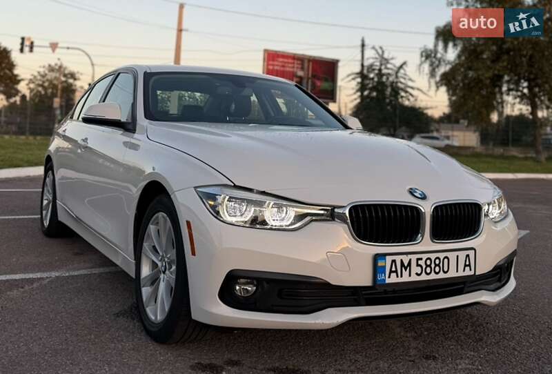 Седан BMW 3 Series 2018 в Житомире