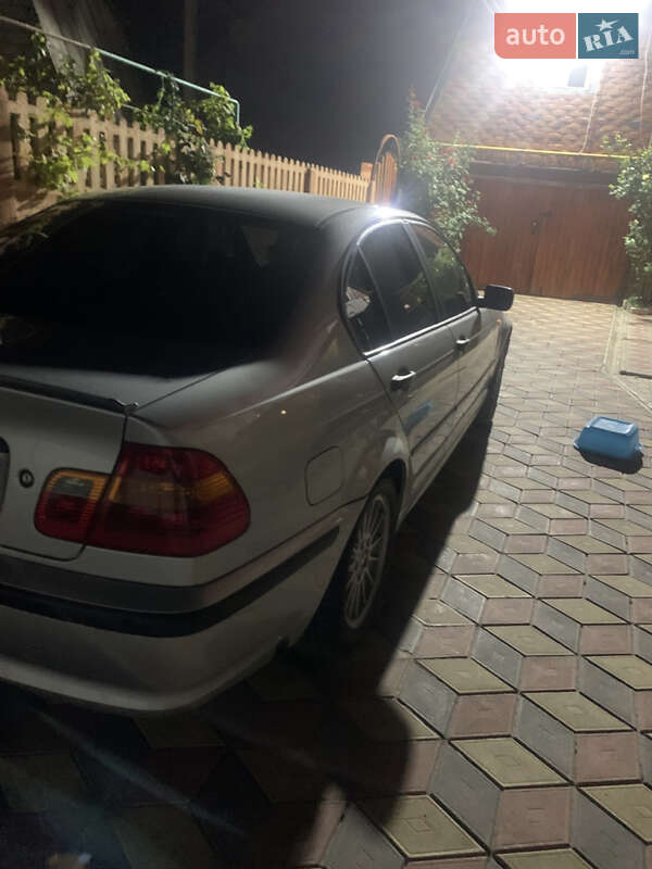 Седан BMW 3 Series 2001 в Мерефа