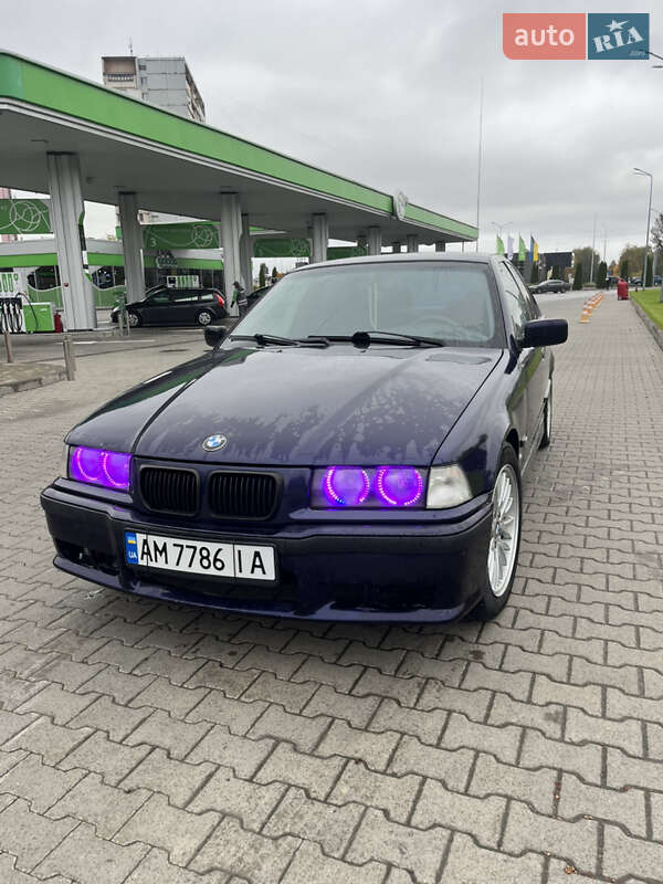 Седан BMW 3 Series 1996 в Житомирі