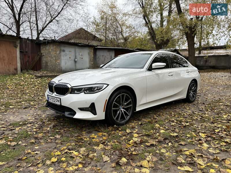 Седан BMW 3 Series 2022 в Киеве