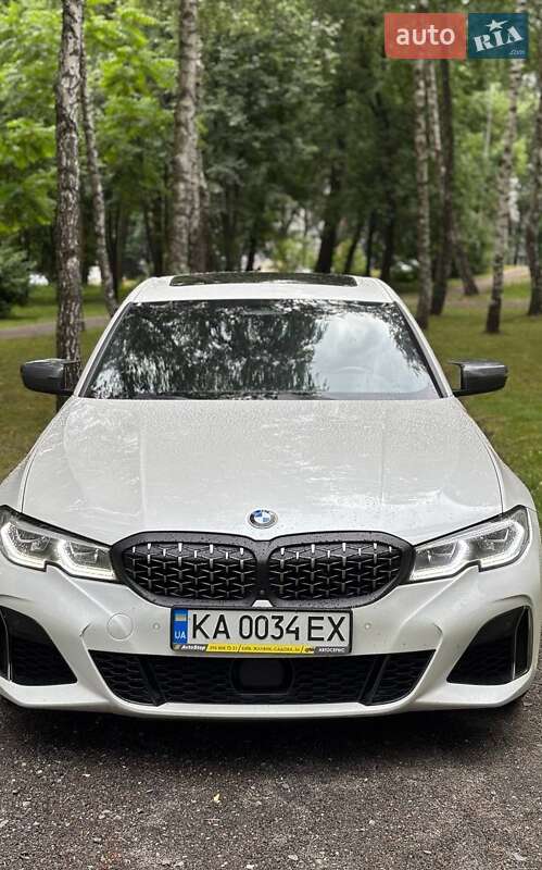Седан BMW 3 Series 2020 в Хмельницком