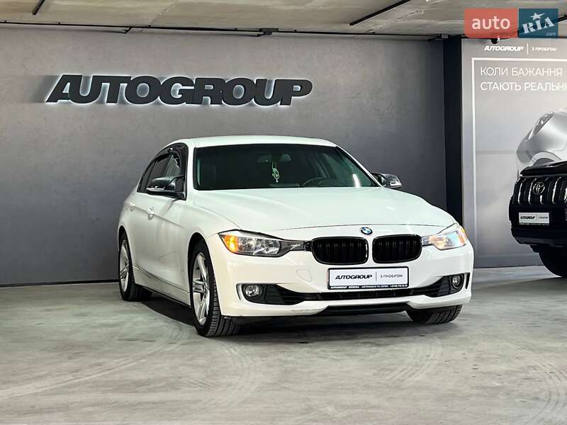 Седан BMW 3 Series 2014 в Одессе Седан BMW 3 Series 2014 в Одессе