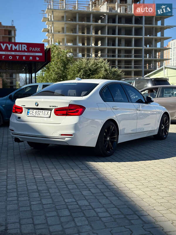 Седан BMW 3 Series 2018 в Черновцах