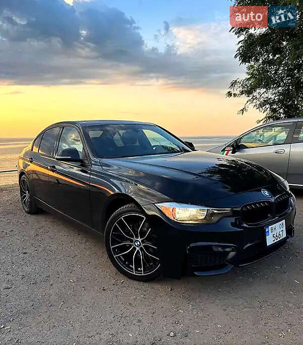 Седан BMW 3 Series 2015 в Киеве