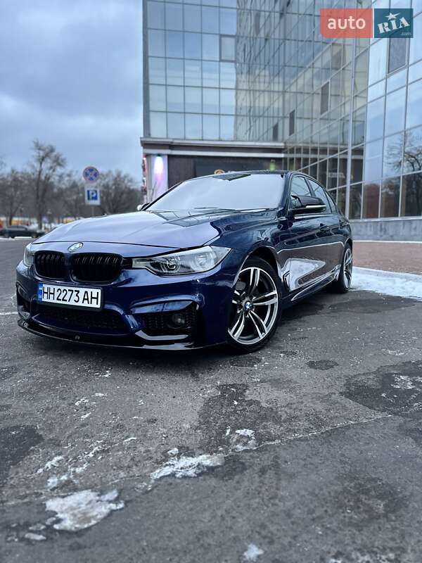 Седан BMW 3 Series 2015 в Одессе