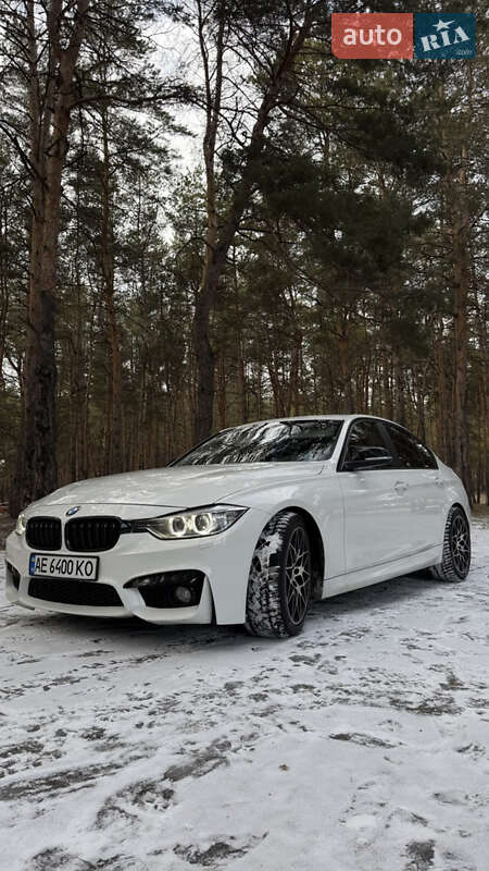 Седан BMW 3 Series 2012 в Днепре Седан BMW 3 Series 2012 в Днепре
