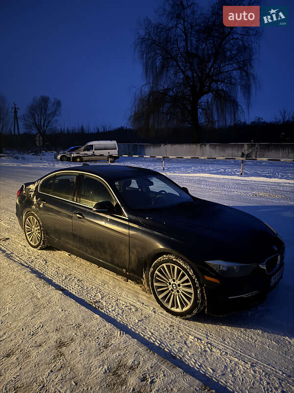 Седан BMW 3 Series 2013 в Киеве