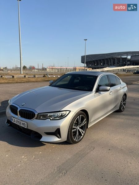 Седан BMW 3 Series 2019 в Львове