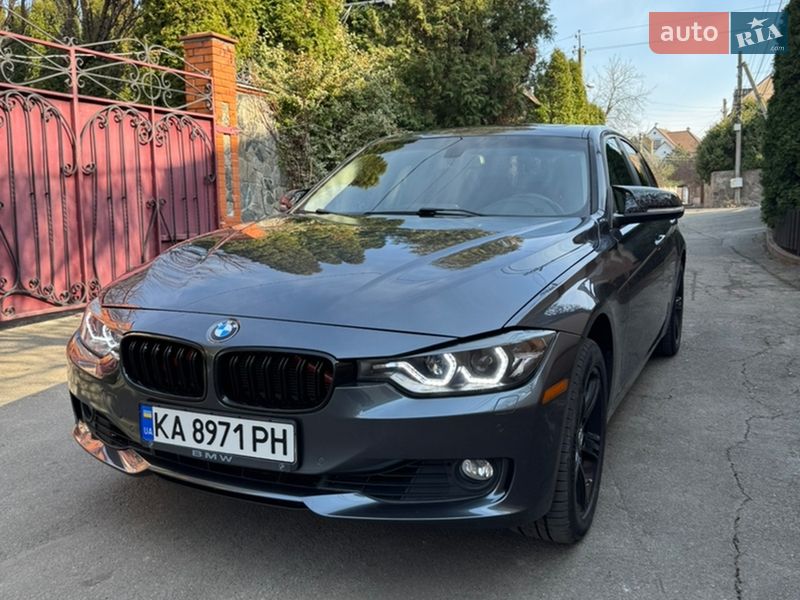 Седан BMW 3 Series 2014 в Києві
