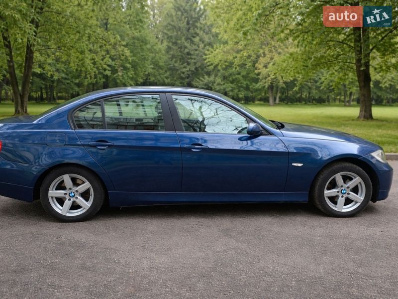 Седан BMW 3 Series 2006 в Киеве