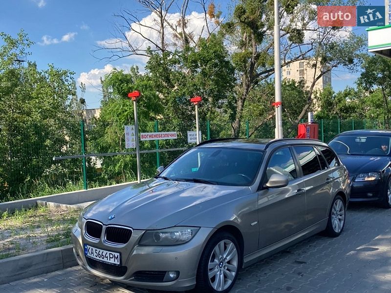Универсал BMW 3 Series 2011 в Киеве