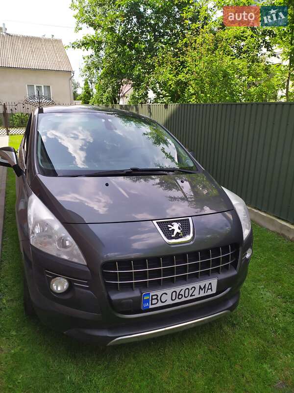 Внедорожник / Кроссовер Peugeot 3008 2013 в Буске