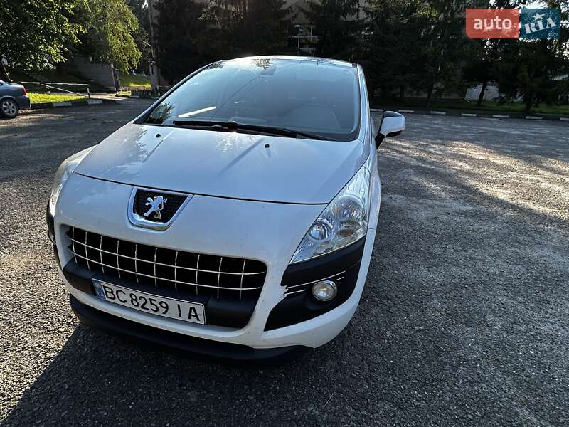 Внедорожник / Кроссовер Peugeot 3008 2011 в Николаеве