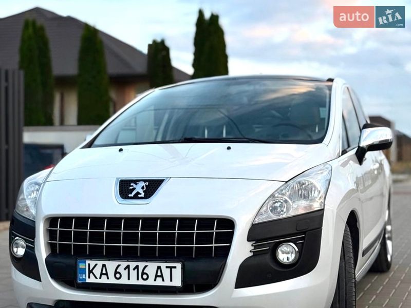 Позашляховик / Кросовер Peugeot 3008 2010 в Луцьку