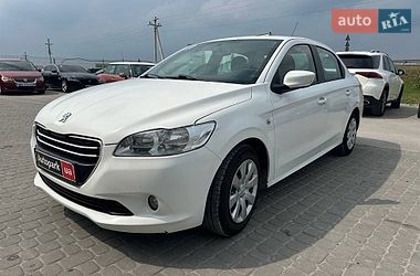 Седан Peugeot 301 2013 в Львове