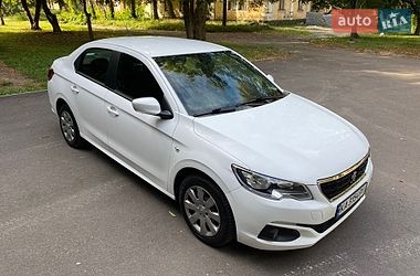 Седан Peugeot 301 2019 в Киеве