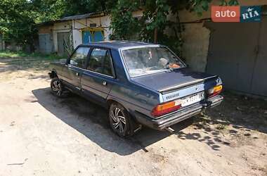 Седан Peugeot 305 1986 в Белогорье