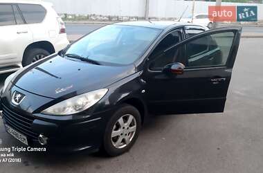 Хетчбек Peugeot 307 2006 в Луцьку