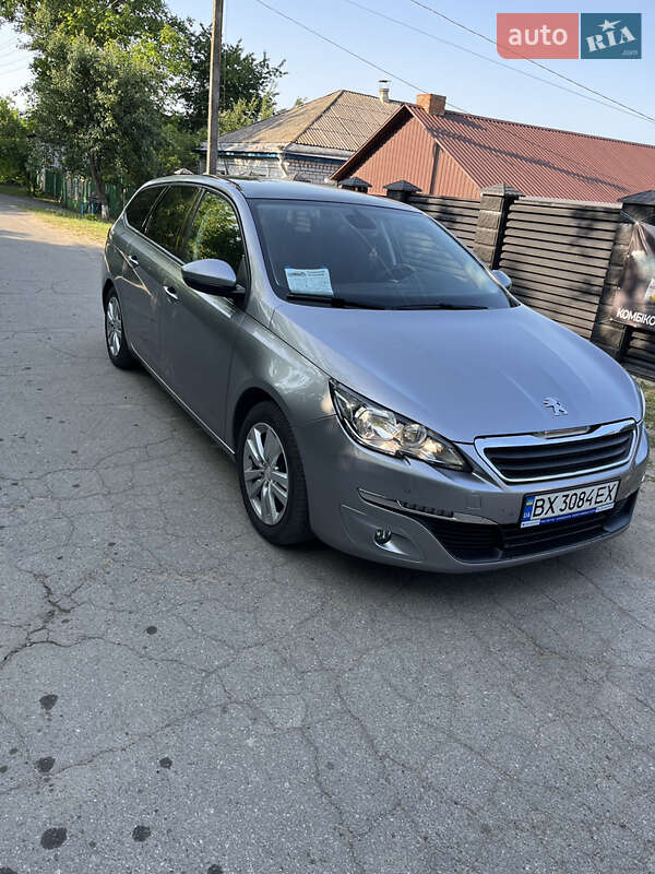 Универсал Peugeot 308 2015 в Умани
